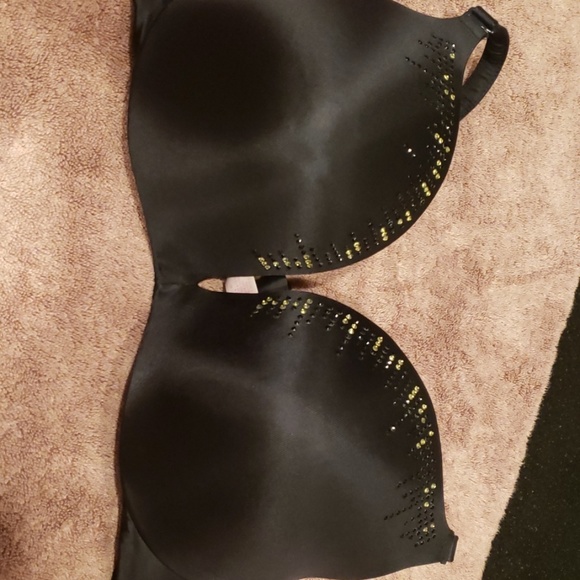 Lane Bryant Other - Lane Bryant New Black Cacique Plunge Bra 38 D Lane Bryant Other - Lane Bryant New Black Cacique Plunge Bra 38 D